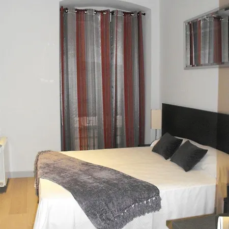 Amona Teresa سان سيباستيان